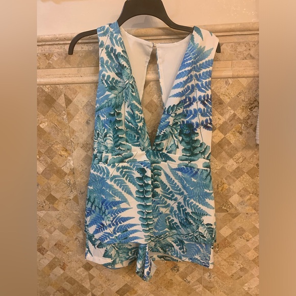 Tropical Palm Romper - Picture 2 of 5